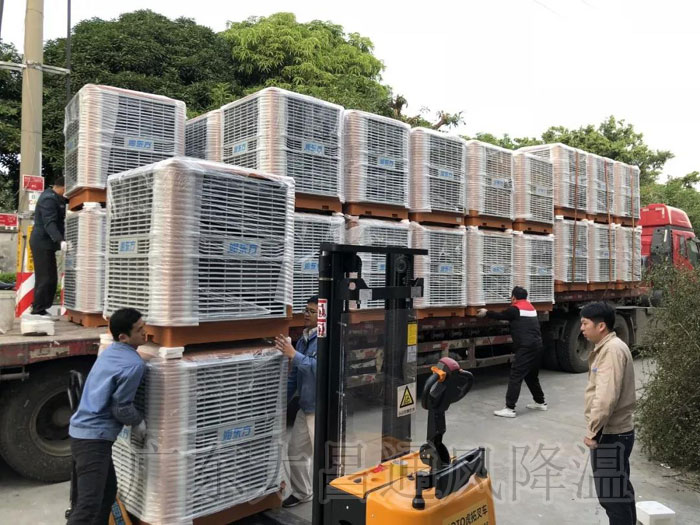 潤東方環(huán)?？照{(diào)告訴您車間需要什么樣的降溫設(shè)備